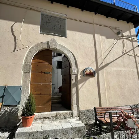 Piazzetta Del Forno Assergi