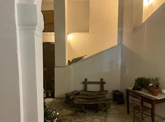 Piazzetta Del Forno * Assergi